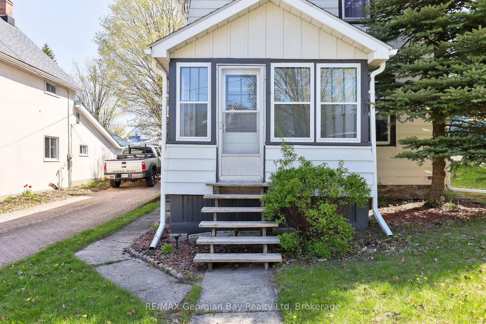 Listing Image 2