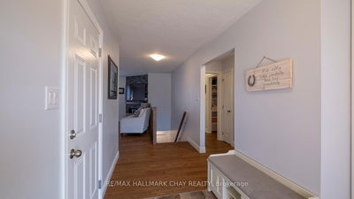 20 HUNTER Ave, Tay - Victoria Harbour image-0-4