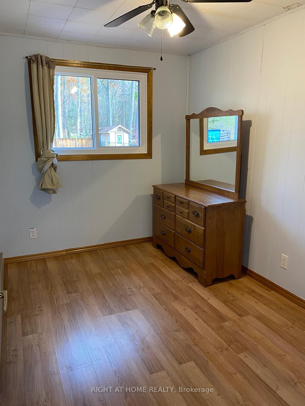 Detached House leased at 15 Fredrick Avenue, Tiny, Rural Tiny, L0L 1P1 - MLS: S12046740