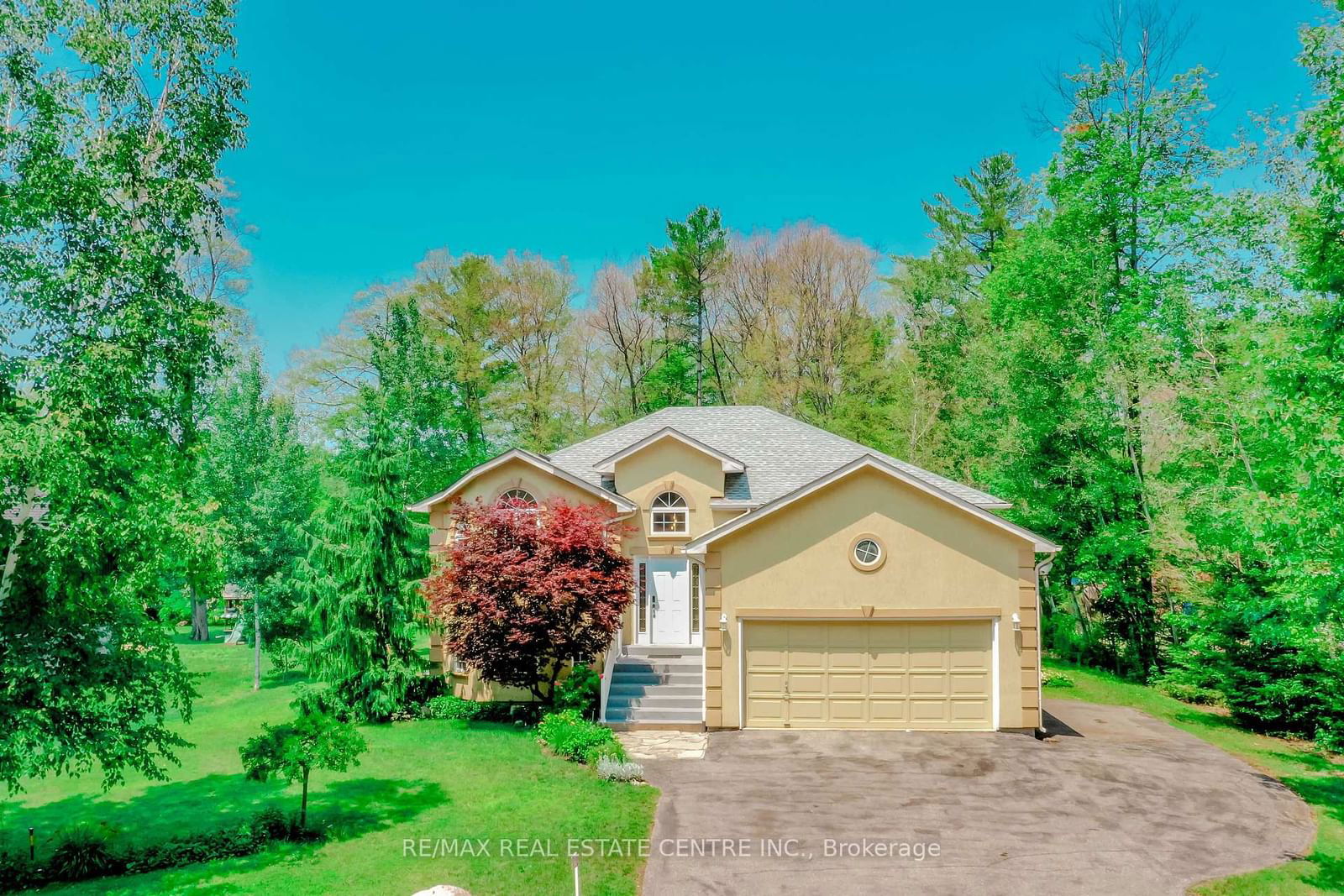 Detached House sold at 1102 Siesta Drive, Tiny, Rural Tiny, L0L 1P1 - MLS: S12054310