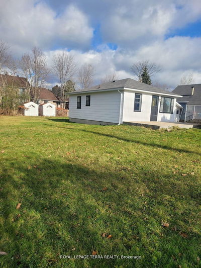 328 Little Ave, Barrie - Painswick North image-0-3