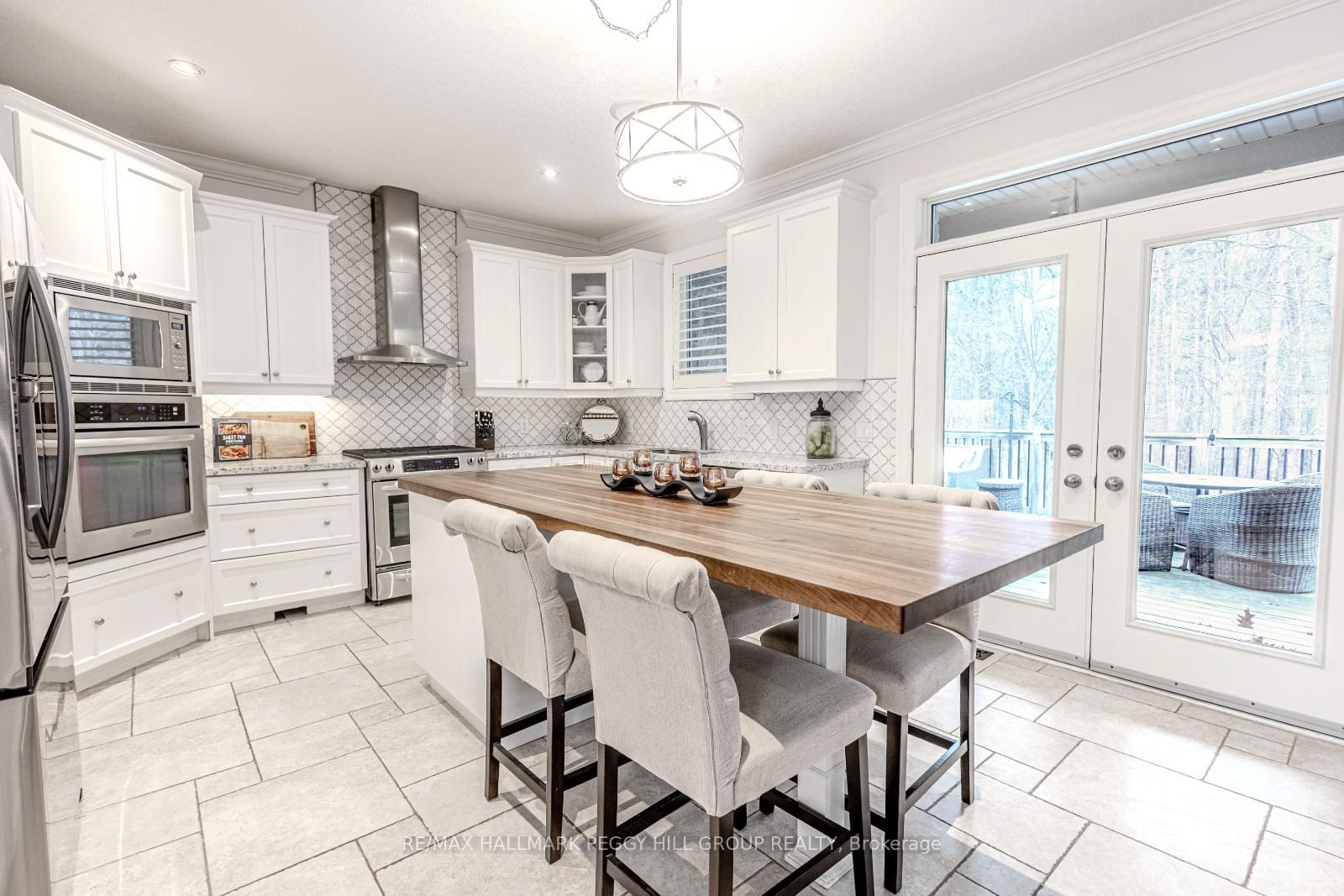 Detached House sold at 6 Collins Lane, Springwater, Snow Valley, L9X 0H4 - MLS: S12060435