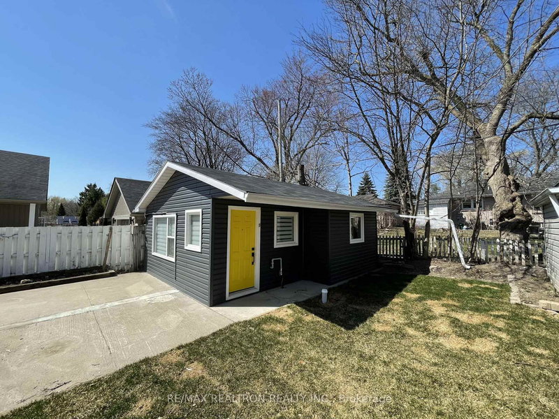 3 - 82 Gunn St, Barrie, L4M 2H5 | Image 2