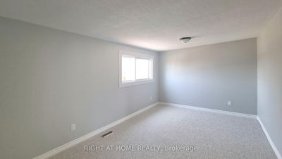 88 Kipling Pl, Barrie - Letitia Heights image-0-3