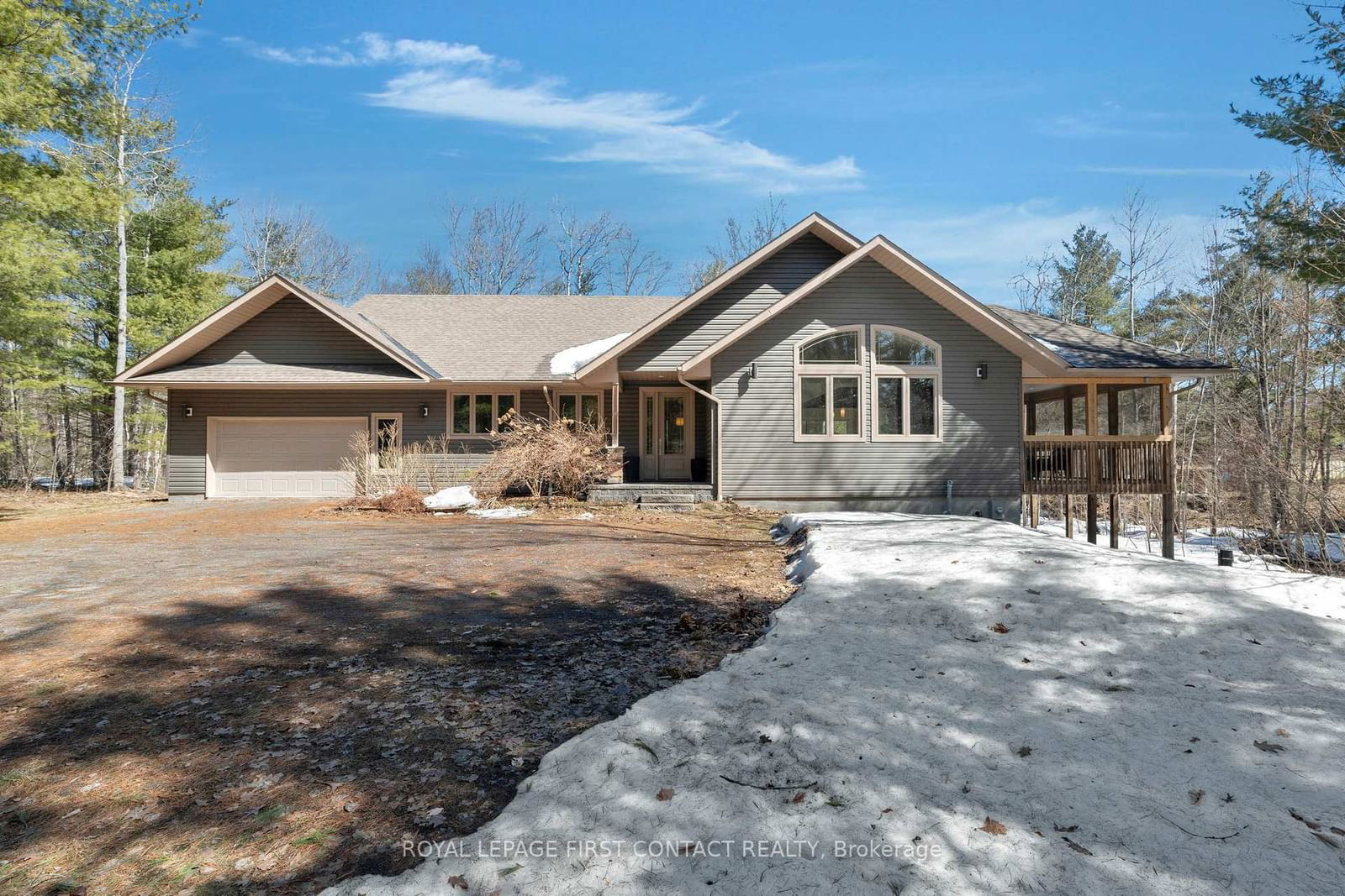 Detached House sold at 2999 Pinecone Trail, Severn, Rural Severn, L0K 2B0 - MLS: S12066672