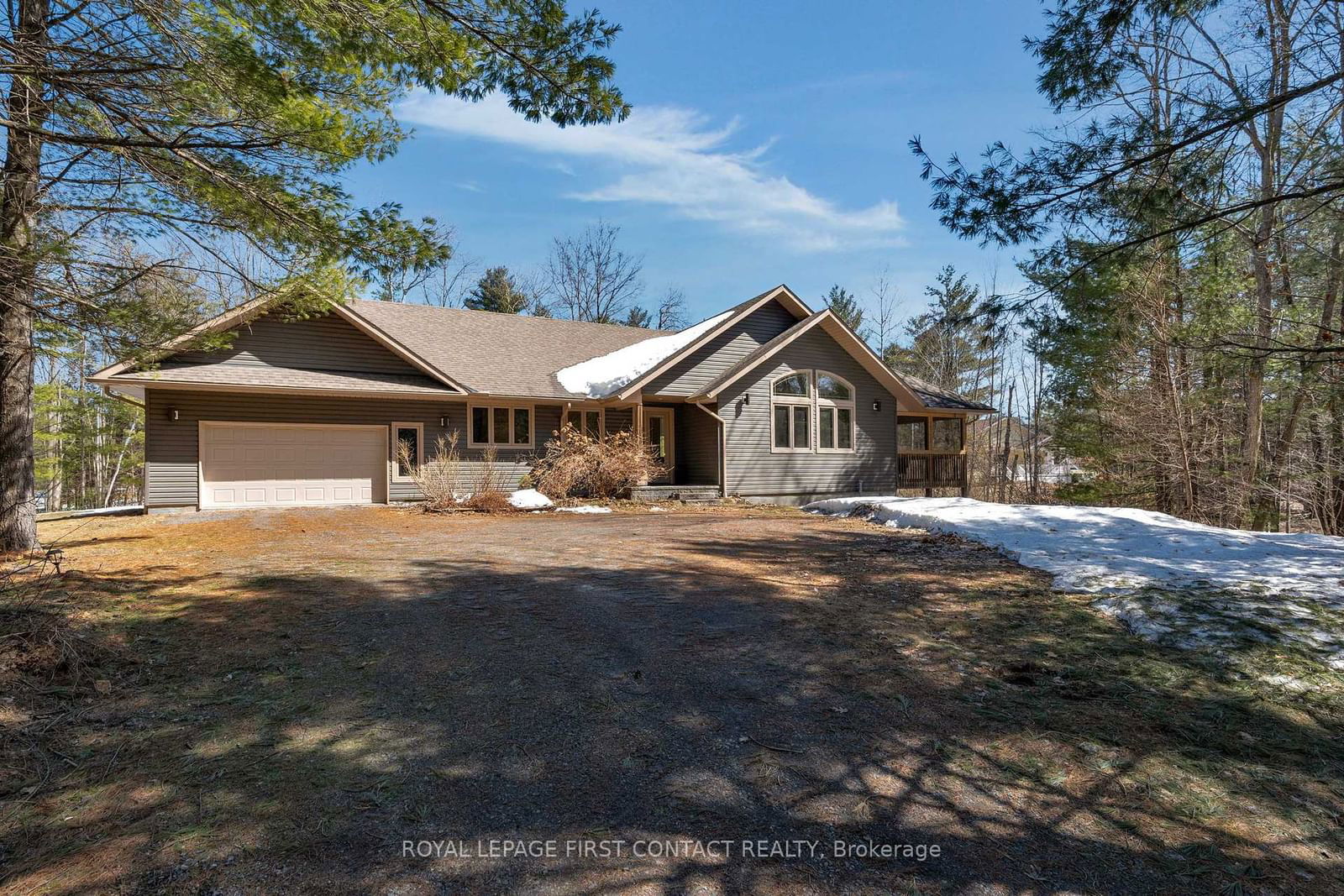 Detached House sold at 2999 Pinecone Trail, Severn, Rural Severn, L0K 2B0 - MLS: S12066672