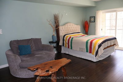 Unit 210 — 41 Ferndale Dr, Barrie - Ardagh image-0-3