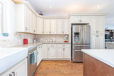 1933 Vespra Valley Rd, Springwater - Minesing image-0-3