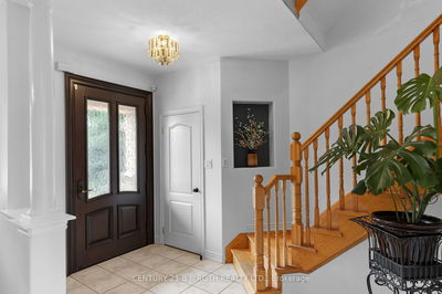 36 STAPLETON Pl, Barrie - Ardagh image-0-2