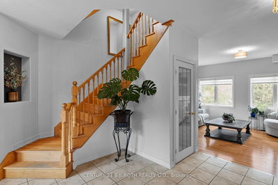 36 STAPLETON Pl, Barrie - Ardagh image-0-3
