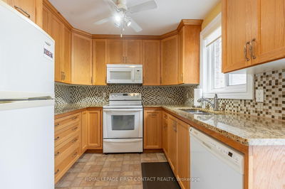 556 Leacock Dr, Barrie - Northwest image-0-3