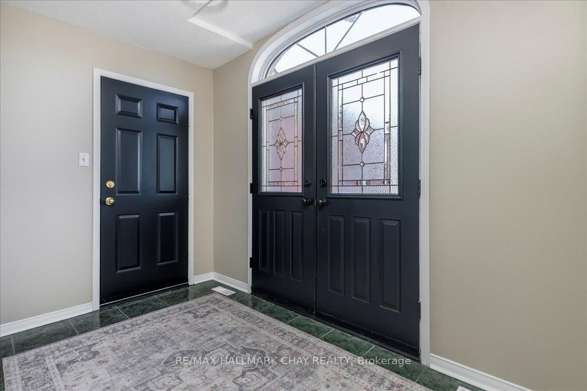 Detached House for sale at 283 Cox Mill Road, Barrie, Bayshore, L4N 8K8 - MLS: S12075386