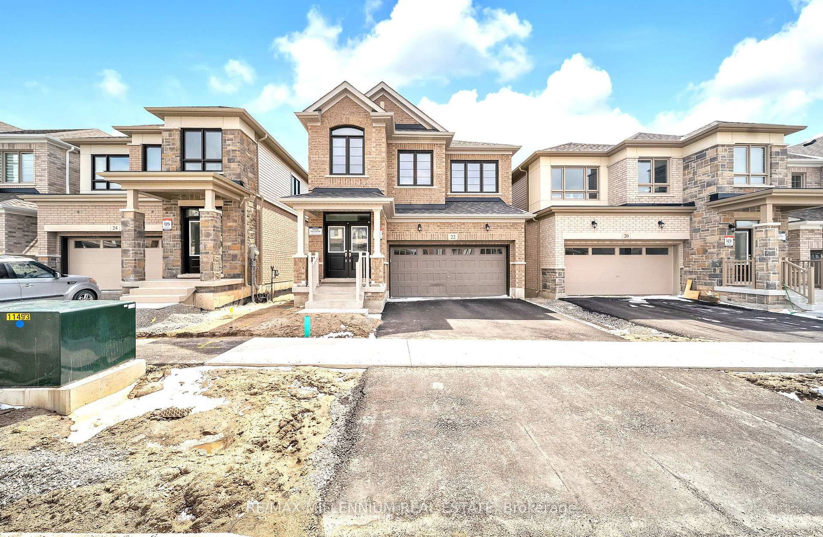 Detached House for sale at 22 PHOENIX BLVD Boulevard, Barrie, Rural Barrie Southeast, L9J 0P7 - MLS: S12076280