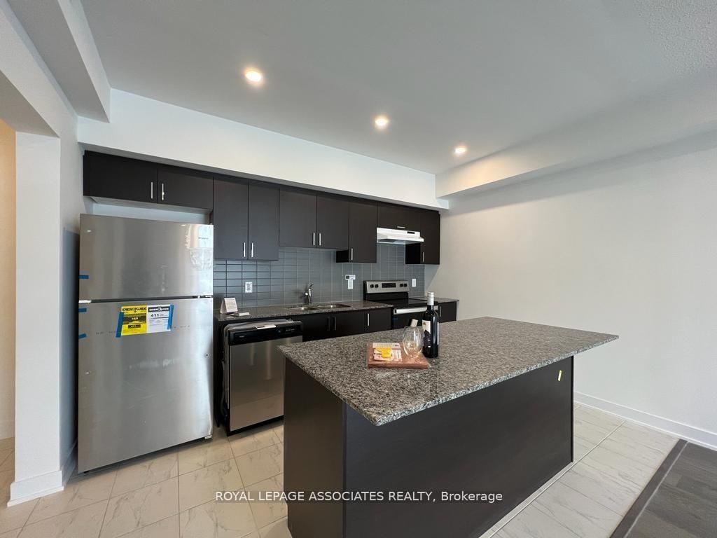 Condo for lease at 208-8 Culinary Lane, Barrie, Rural Barrie Southeast, L9J 0K2 - MLS: S12078081