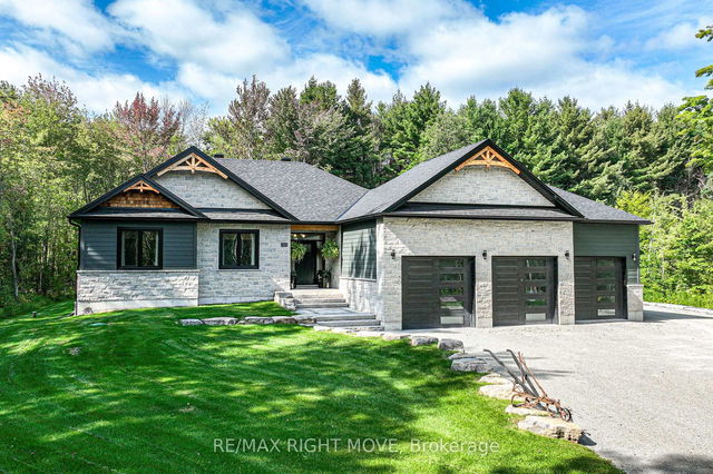 2272 Monck Road
