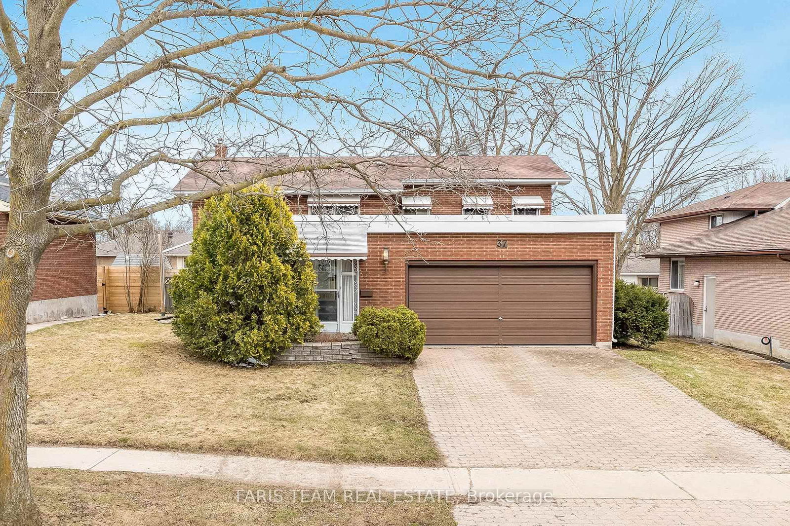 Detached House sold at 37 Varden Avenue, Barrie, Codrington, L4M 4P2 - MLS: S12079239