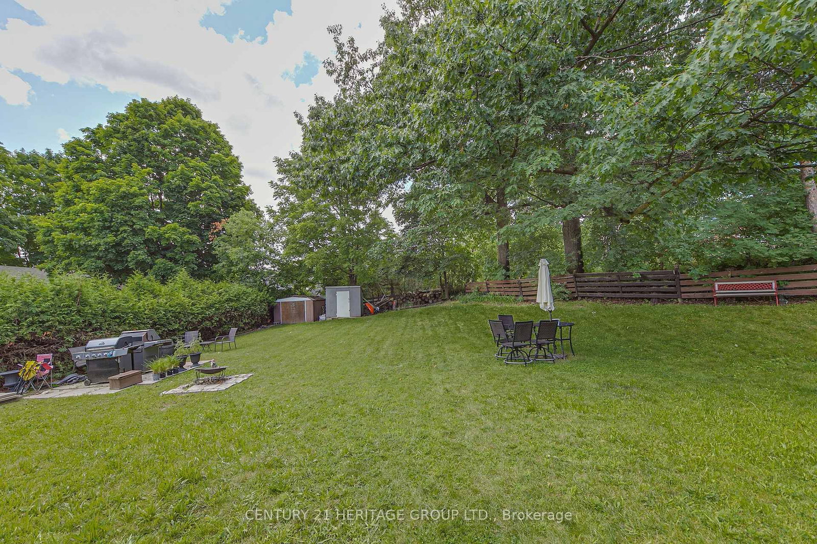 Listing Image 5