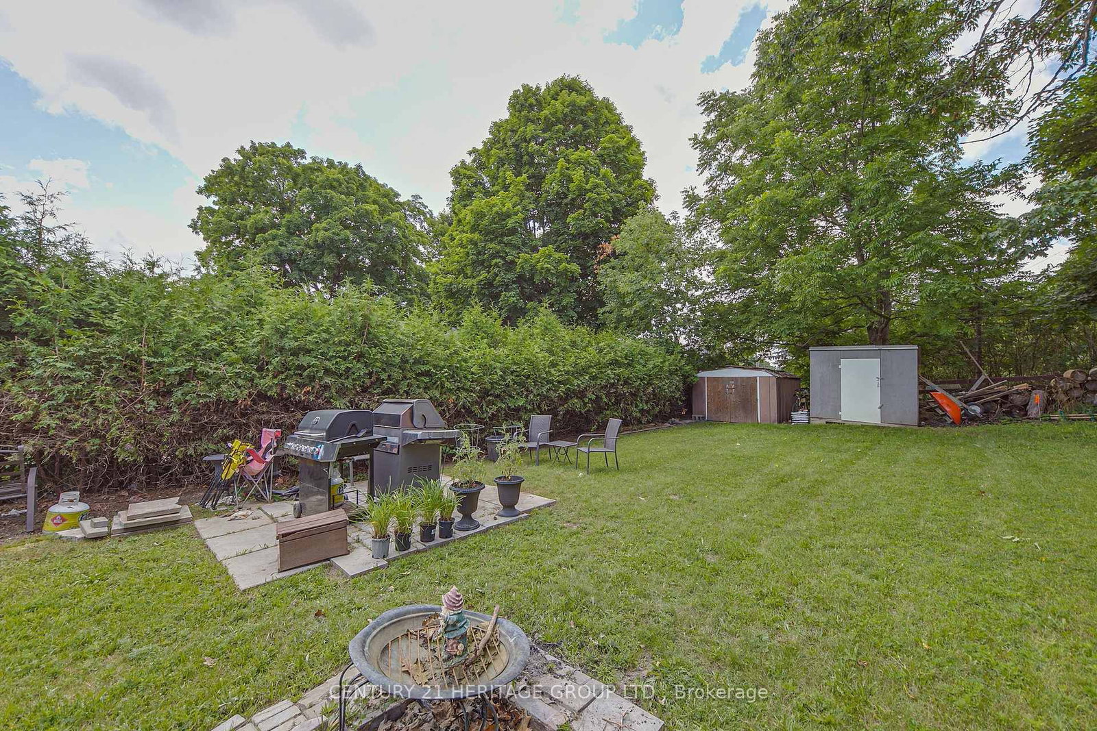 Listing Image 6