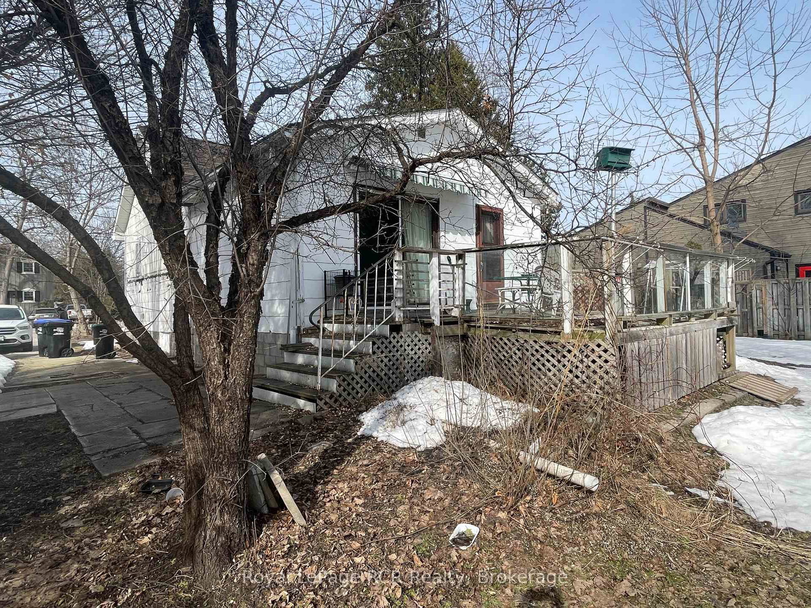 Listing Image 3