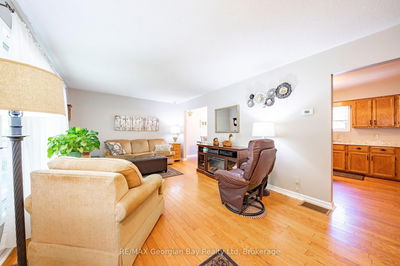 32 BONAVENTURE Pl, Penetanguishene - Penetanguishene image-0-4