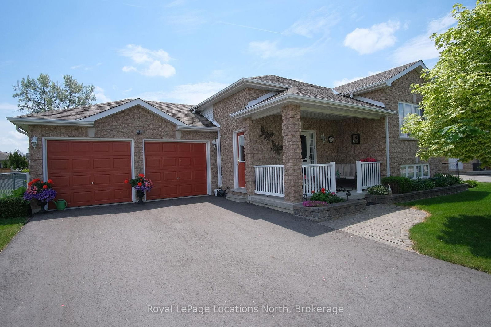 Detached House sold at 19 Whitfield Crescent, Springwater, Elmvale, L0L 1P0 - MLS: S12085441