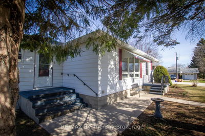 208 Jane St, Clearview - Stayner image-0-3