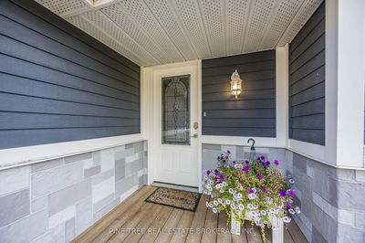 85 Elizabeth St, Barrie - Ardagh image-0-2