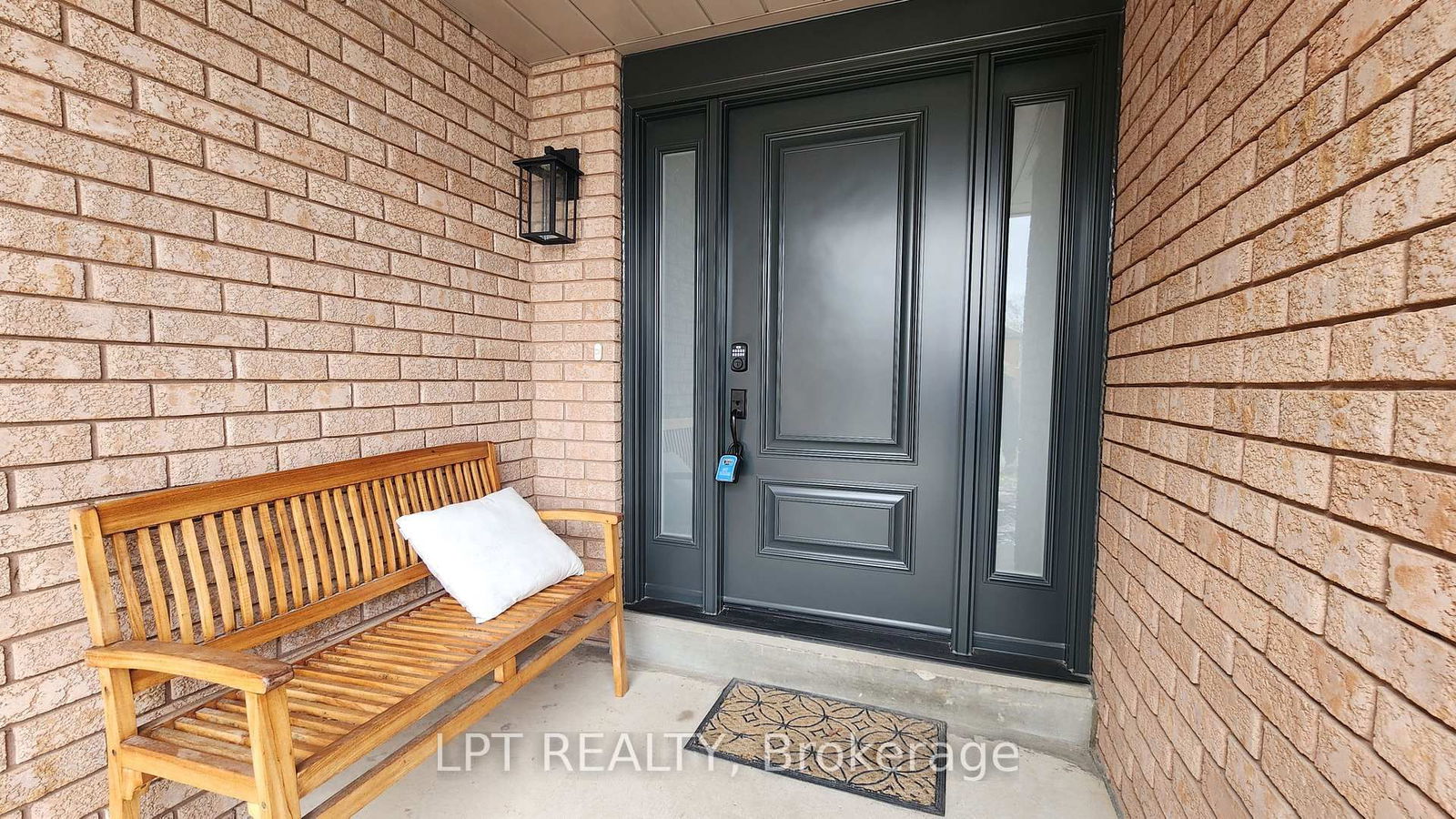 Detached House for sale at 63 James Street, Barrie, Ardagh, L4N 6Y2 - MLS: S12090929