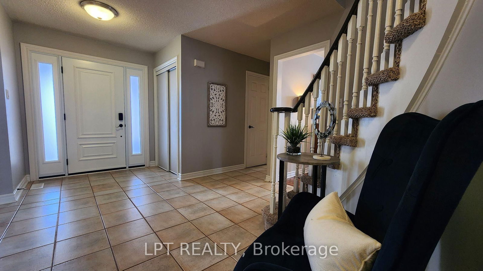 Detached House for sale at 63 James Street, Barrie, Ardagh, L4N 6Y2 - MLS: S12090929
