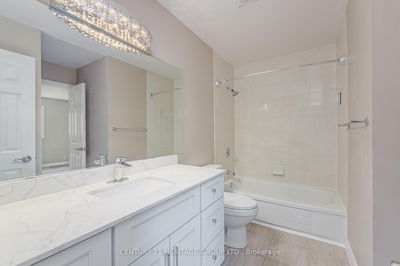 119 Berczy St, Barrie - Codrington image-0-4