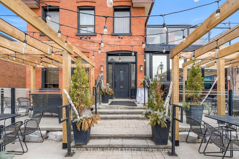 49 Mary St, Barrie, L4N 1T2 | Image 3