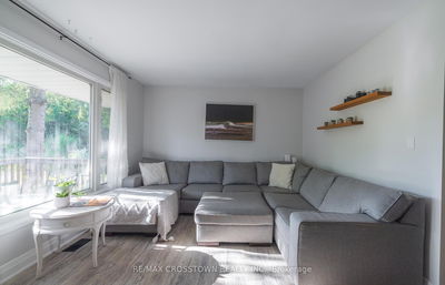 47 Lakeshore Rd, Oro-Medonte - Rural Oro-Medonte image-0-4