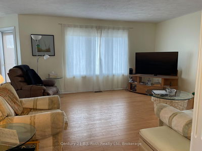 94 Maria St, Penetanguishene - Penetanguishene image-0-4