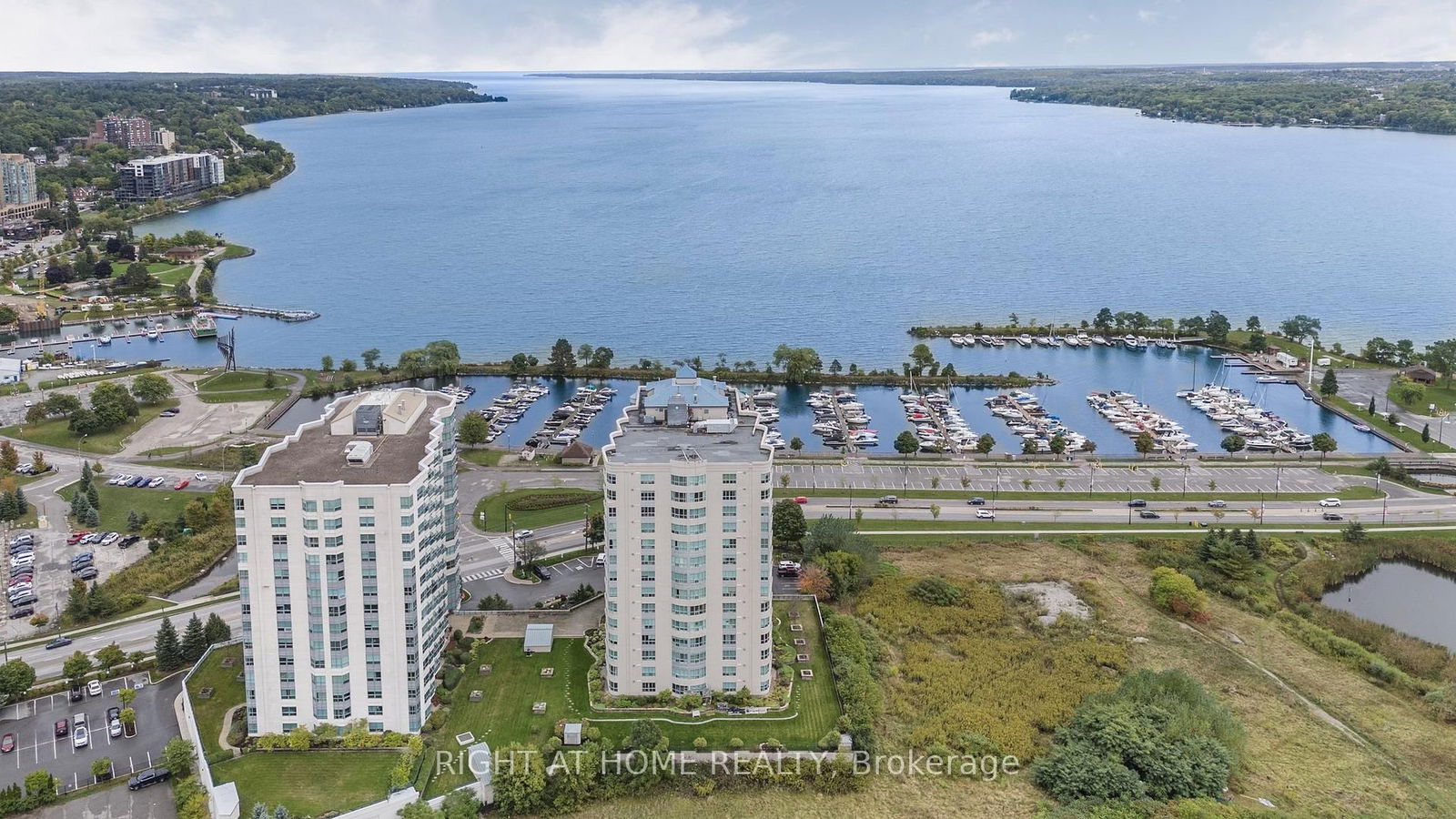 Condo for sale at 401-2 Toronto Street, Barrie, Lakeshore, L4N 9R2 - MLS: S12094745