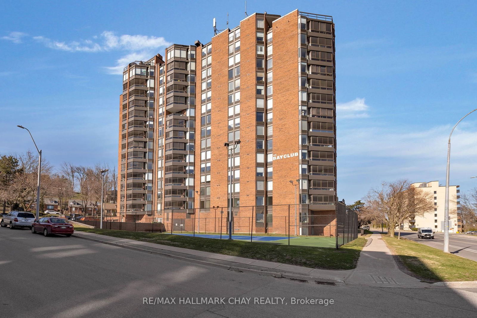 Condo for sale at 1403-181 Collier Street, Barrie, North Shore, L4M 5L6 - MLS: S12095128