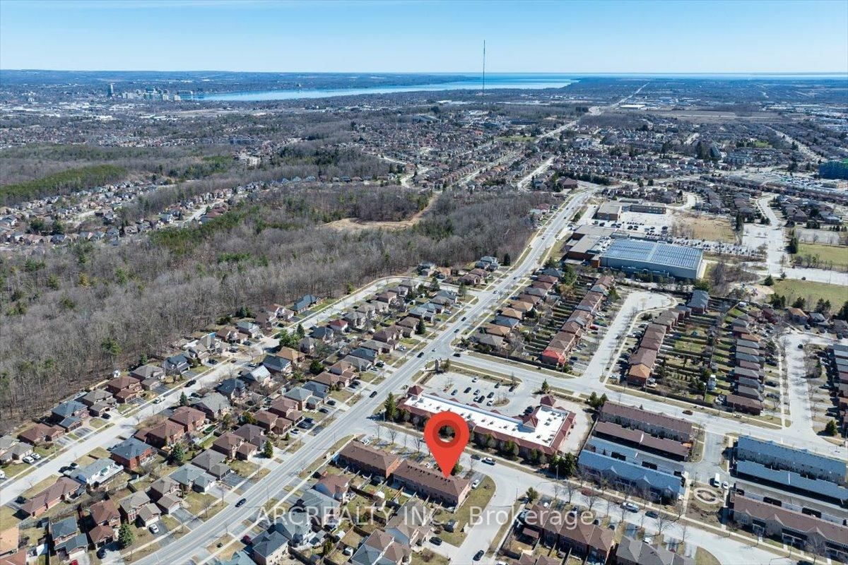 Townhouse for sale at 18 Silver Maple Crescent, Barrie, Holly, L4N 8T3 - MLS: S12095193