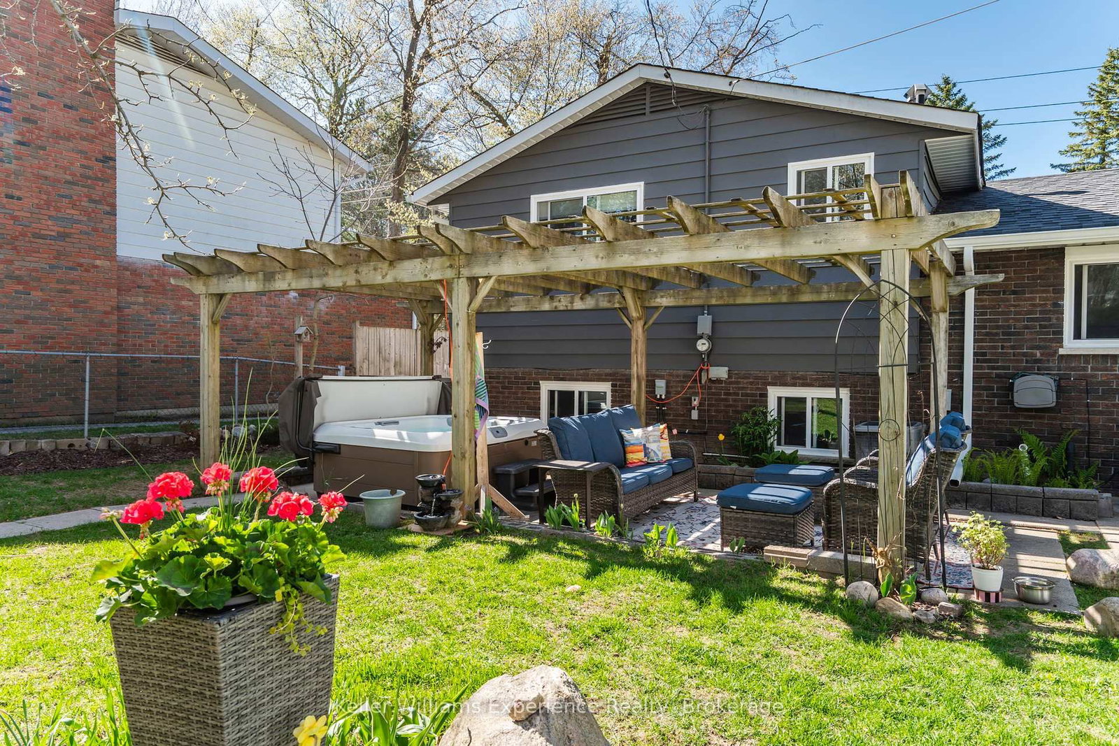 Listing Image 37