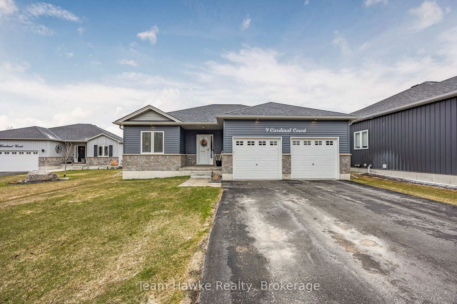 Detached House for sale at 9 Cardinal Court, Tay, Victoria Harbour, L0K 2A0 - MLS: S12096168