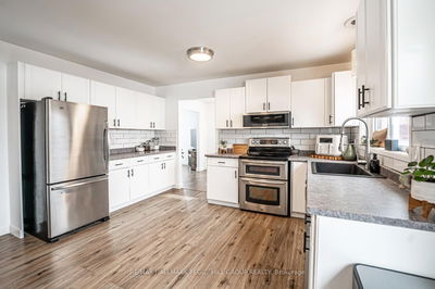 7 Bay Crt, Penetanguishene - Penetanguishene image-0-2
