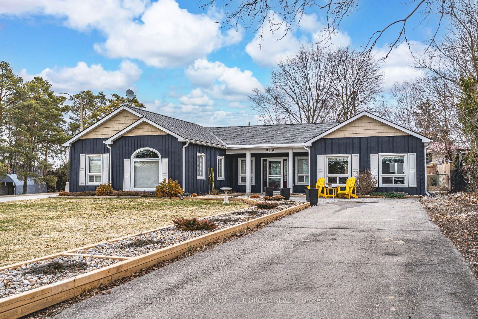 Detached House for sale at 219 Cox Mill Road, Barrie, Painswick North, L4N 4G6 - MLS: S12096830