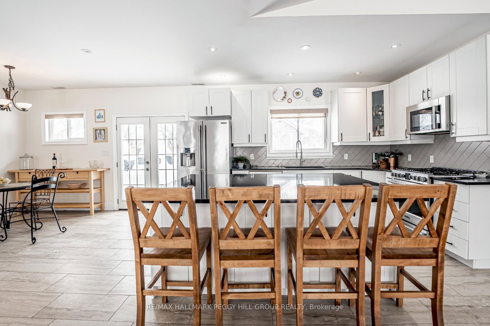 Detached House for sale at 219 Cox Mill Road, Barrie, Painswick North, L4N 4G6 - MLS: S12096830