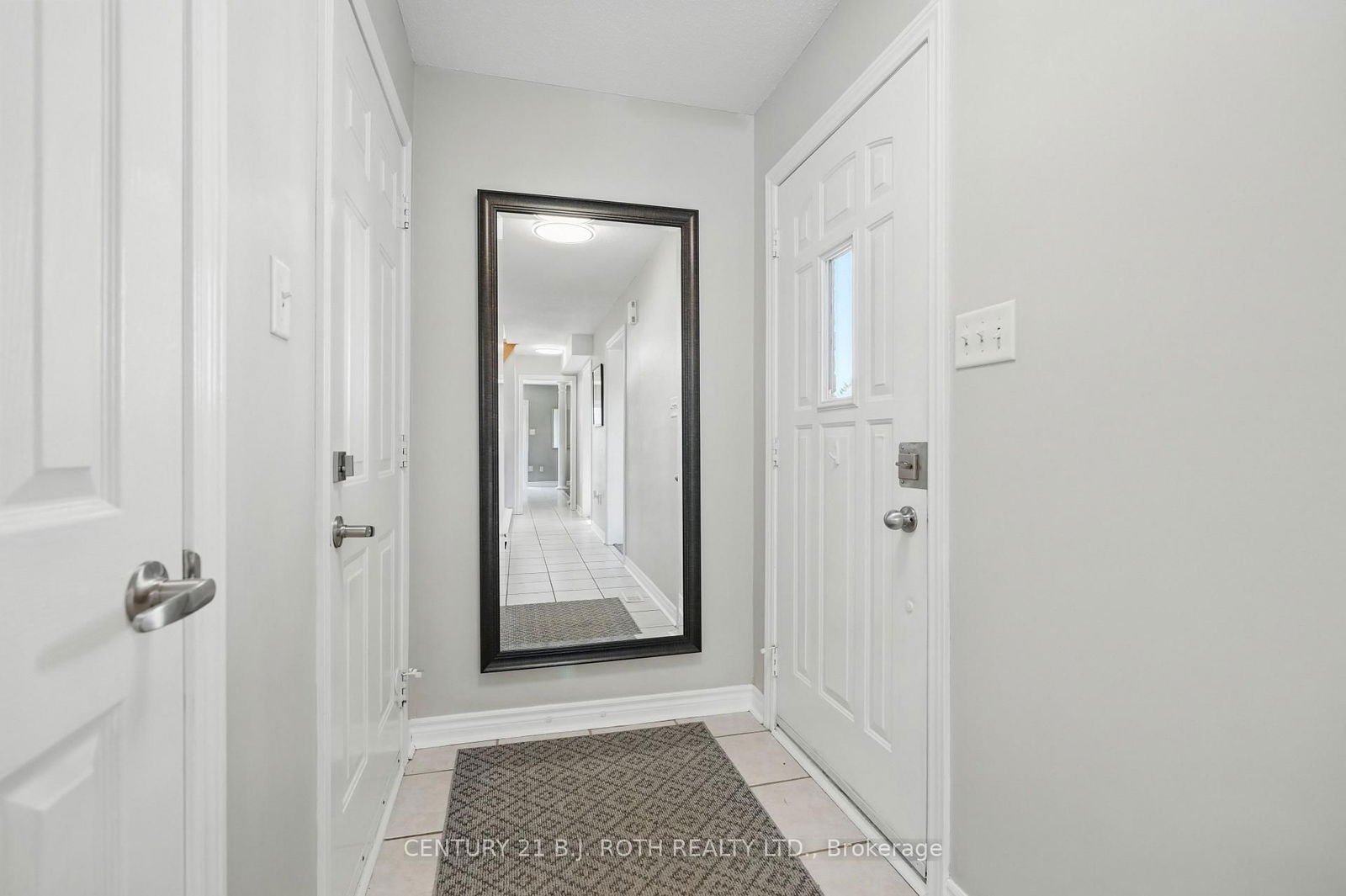 Detached House sold at 56 LANG Drive, Barrie, Northwest, L4N 0W3 - MLS: S12098179