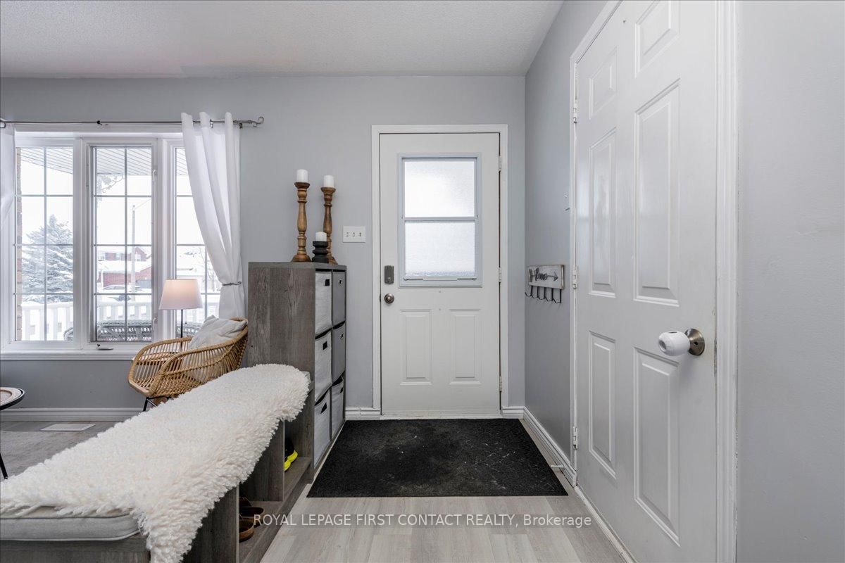Detached House for sale at 68 Draper Crescent, Barrie, Painswick North, L4N 6B1 - MLS: S12098236