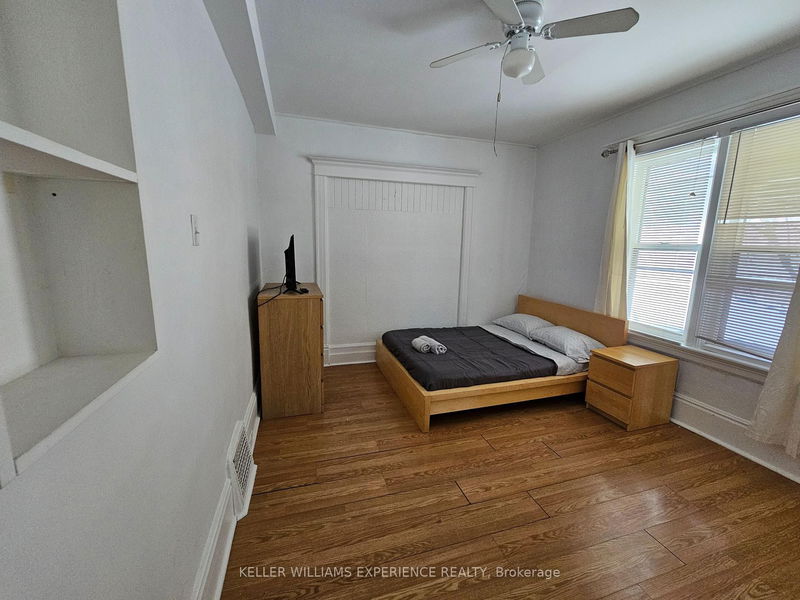 Room2