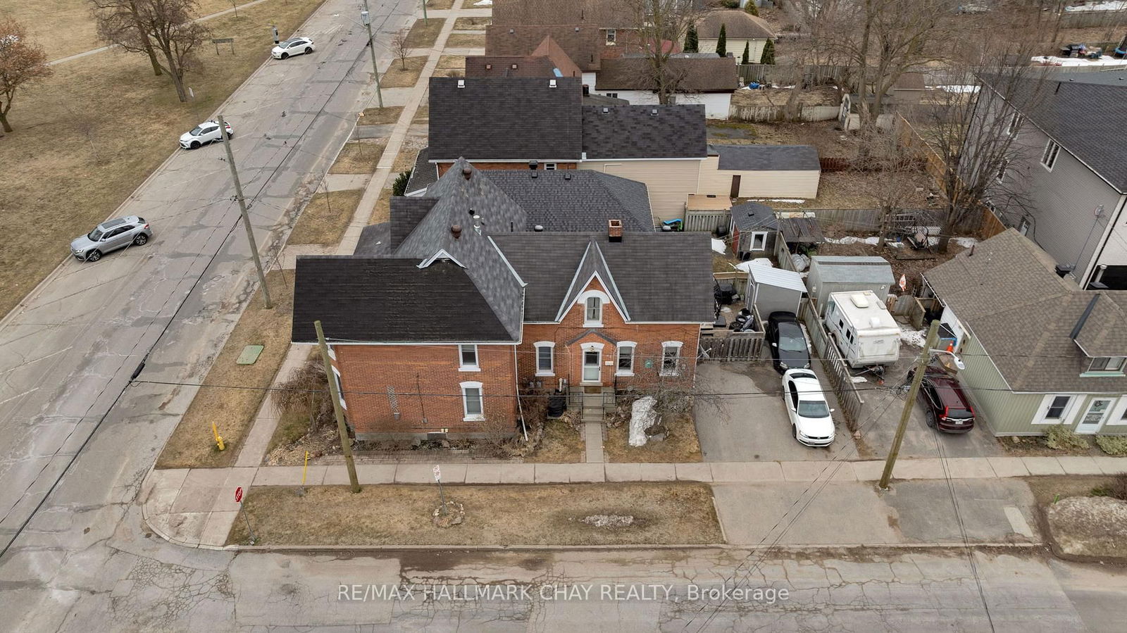 Semi-Detached House for sale at 66 Parkside Drive, Barrie, Queen's Park, L4N 1W9 - MLS: S12099787