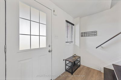 99 Courtney Cres, Barrie - Painswick South image-0-2