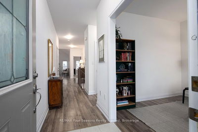 4 SUTTON Lane, Collingwood - Collingwood image-0-3