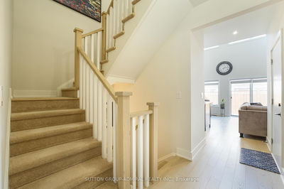 42 Ruby Cres, Orillia - Orillia image-0-4