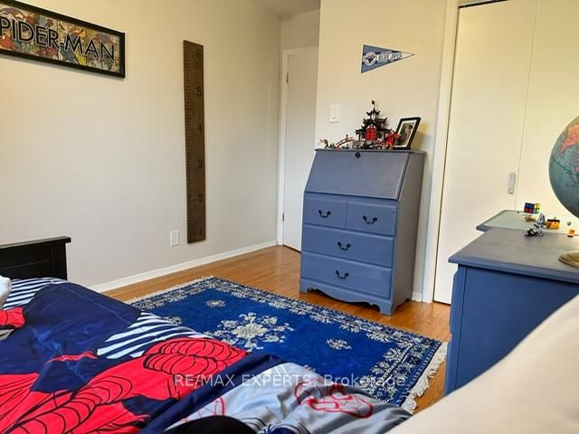 Room1