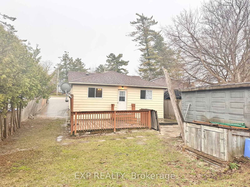 home for sale on 704 Mosley Street